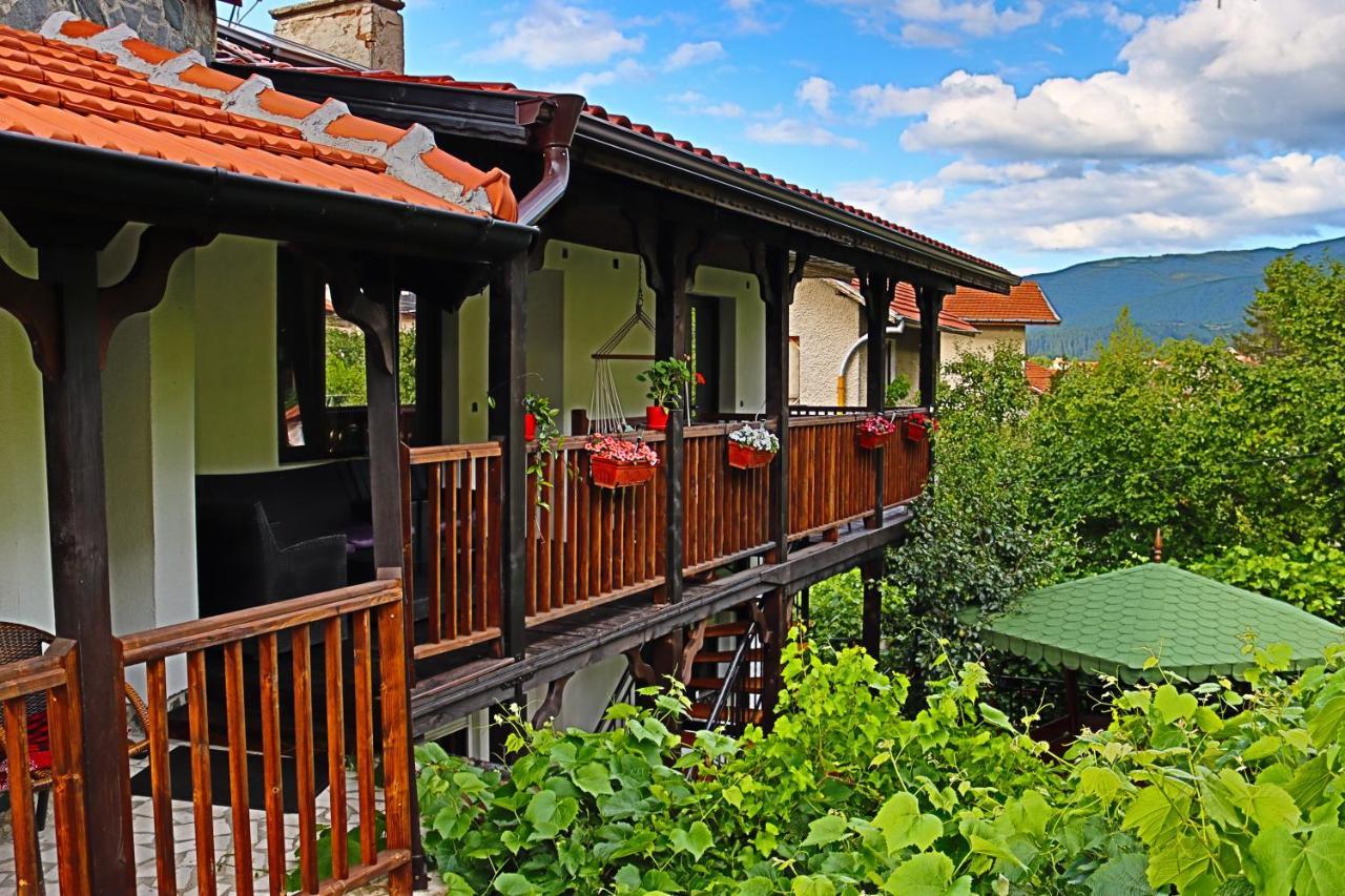 Green House - Попниколови Szapareva Banja Kültér fotó