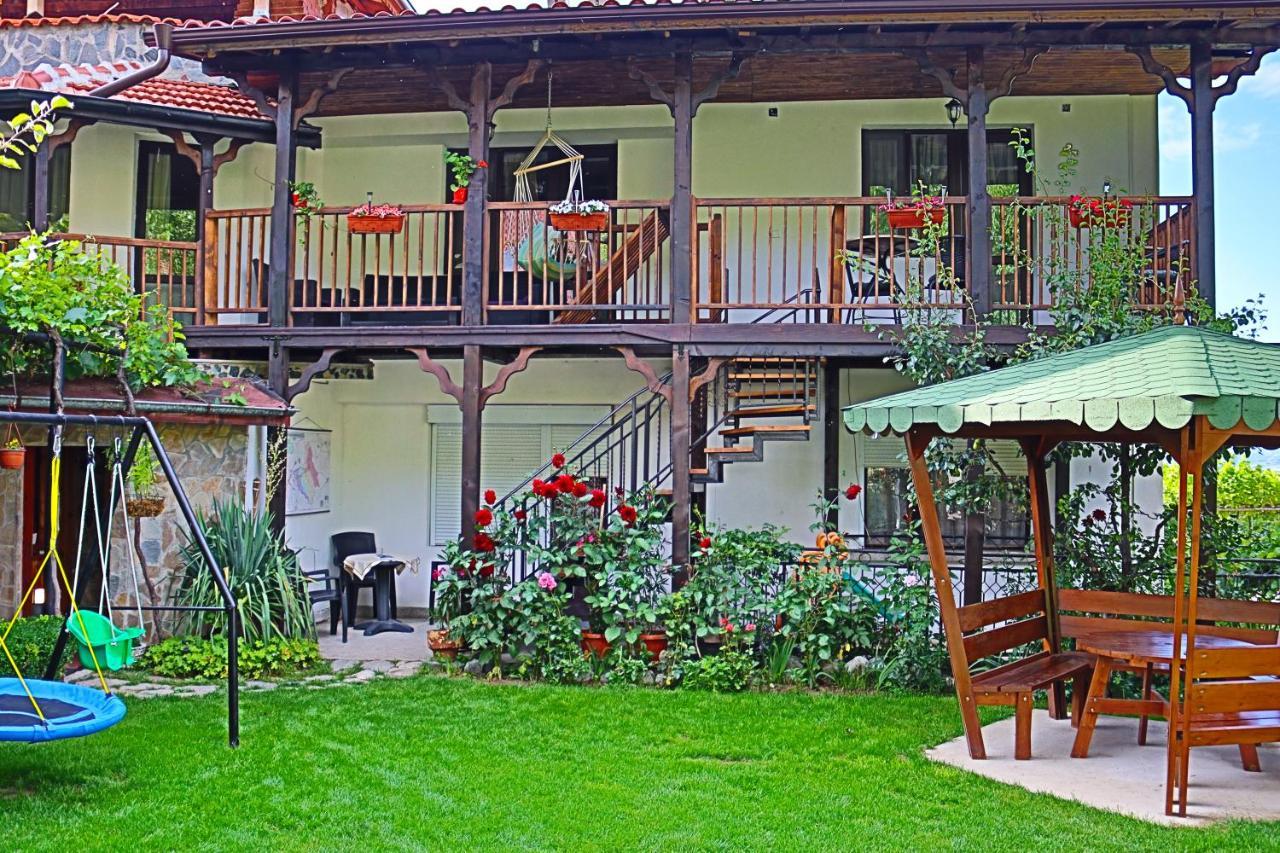 Green House - Попниколови Szapareva Banja Kültér fotó